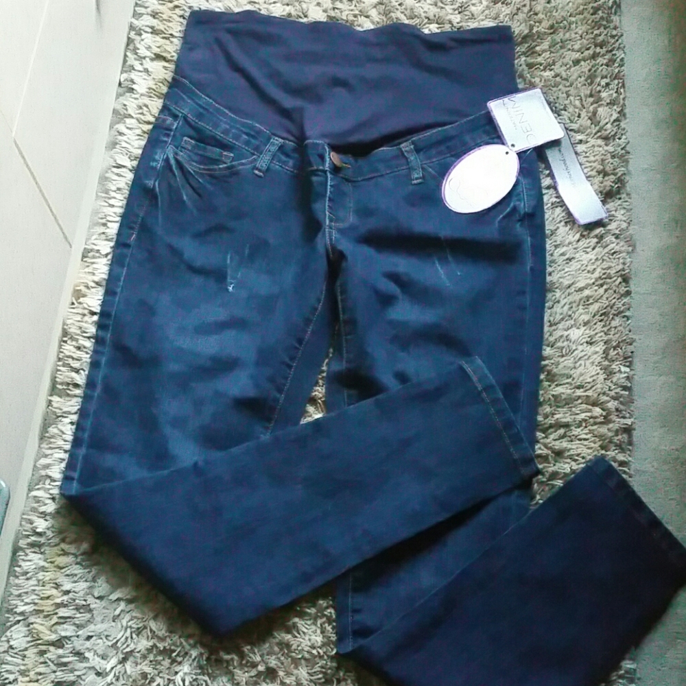 MOTHERHOOD MATERNITY DENIM